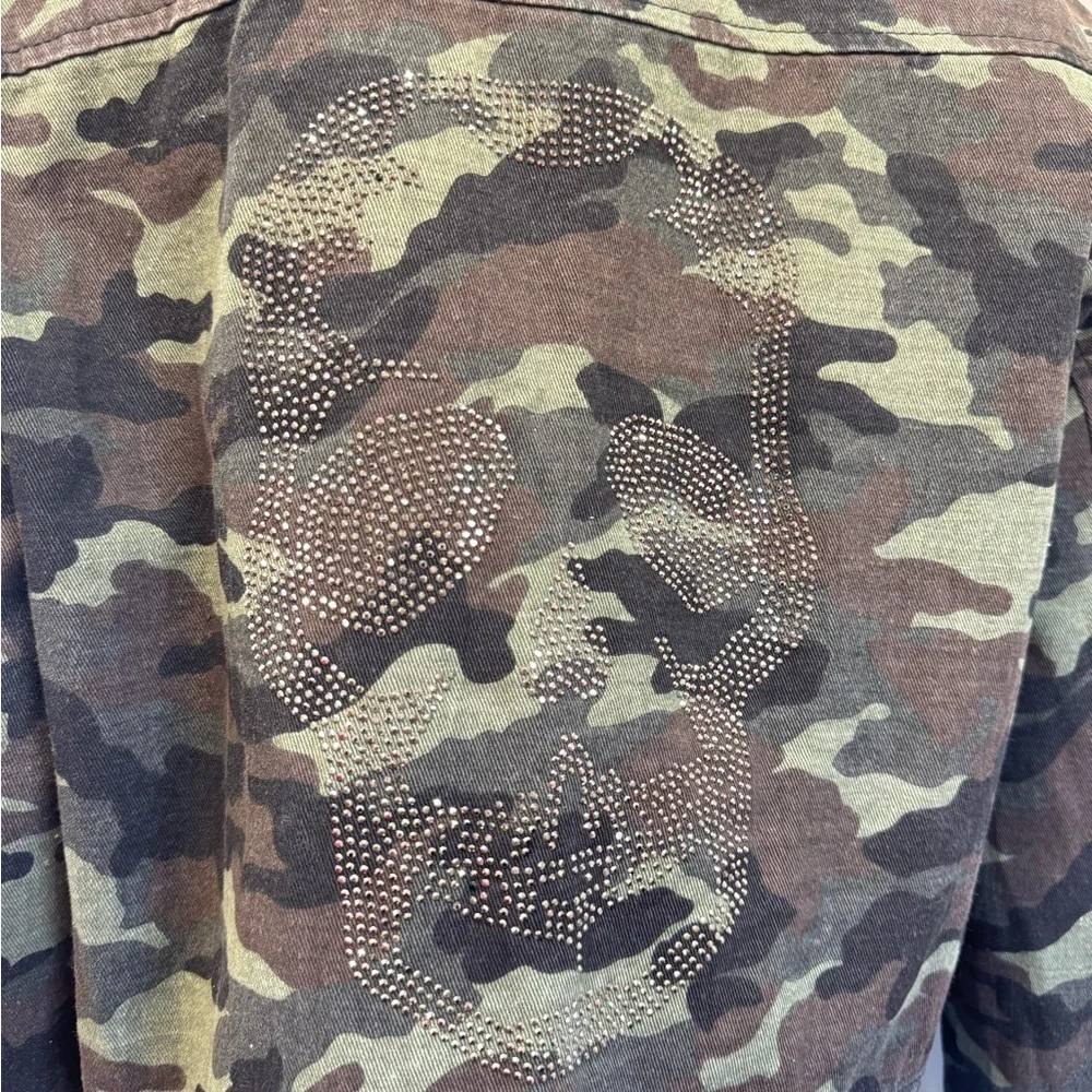 JOHN + JOHN M Green Camouflage Button-Up Jacket Crystal Skull Size M